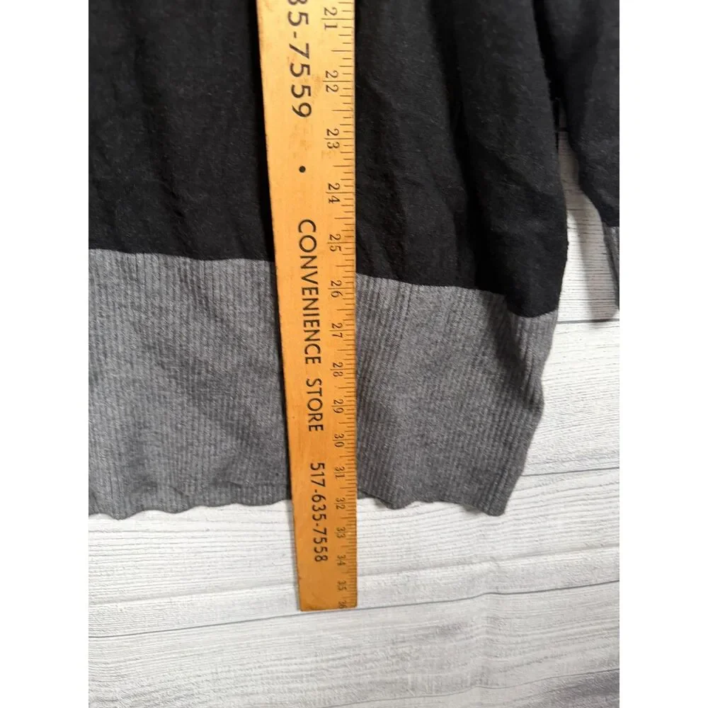 BloomChic Womens 3X 22-24 Black Gray V Neck Button Accent Sweater 4233